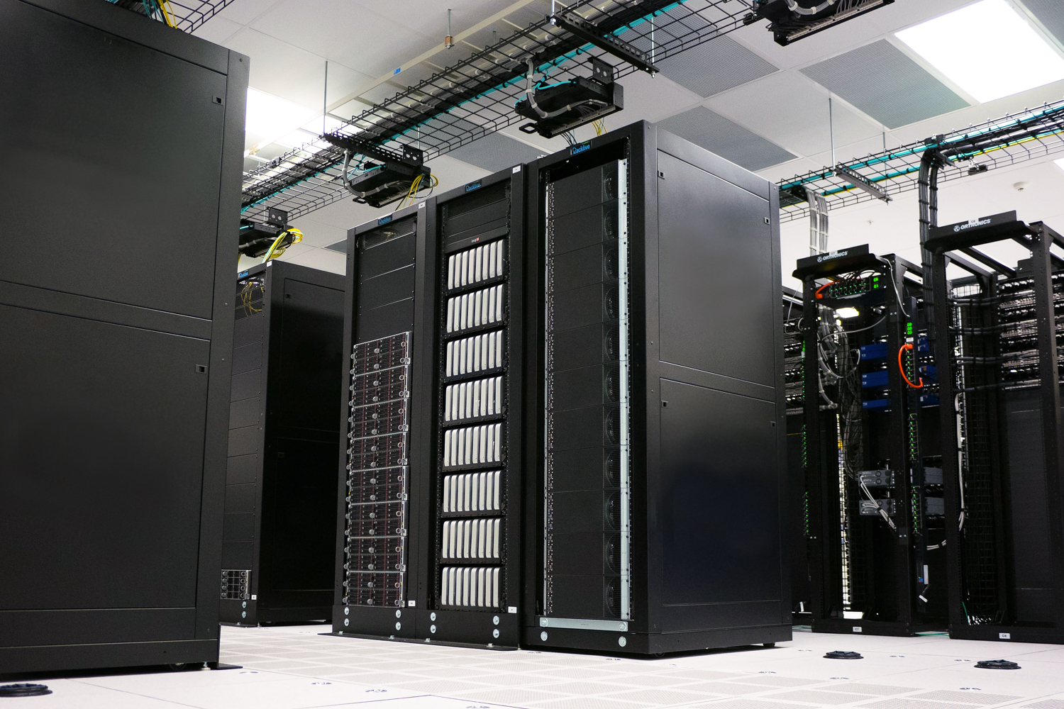 Ứng dụng 3 applications data center